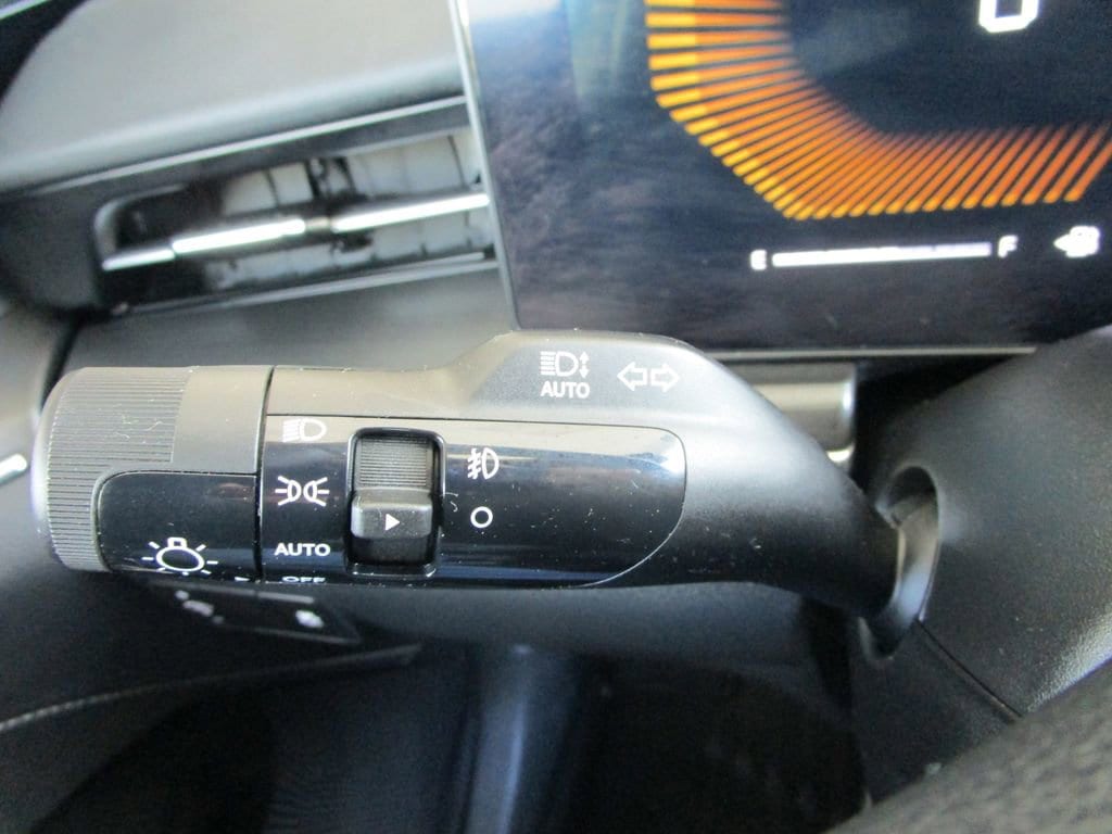 2025 Kia K5 GT-Line - Photo 30