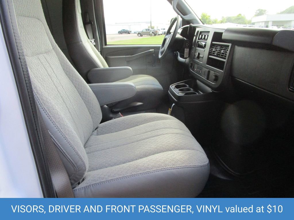2025 Chevrolet Express Cargo Work Van - Photo 17