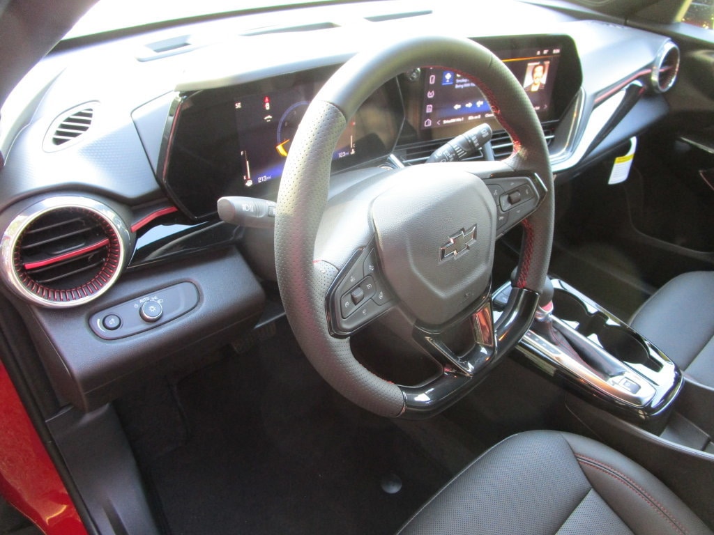 2026 Chevrolet Trax RS - Photo 21