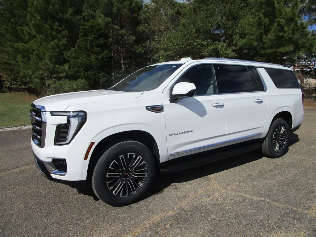 2026 GMC Yukon XL Elevation's photo