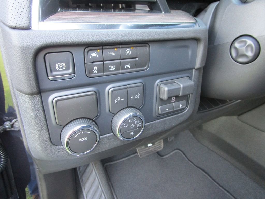 2026 Chevrolet Tahoe Premier - Photo 77