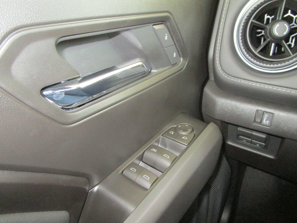 2026 Chevrolet Colorado LT - Photo 31