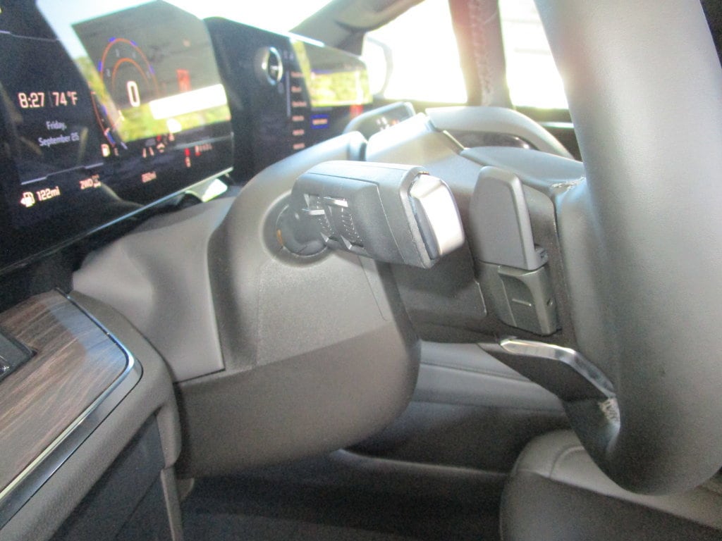 2026 Chevrolet Tahoe Z71 - Photo 32
