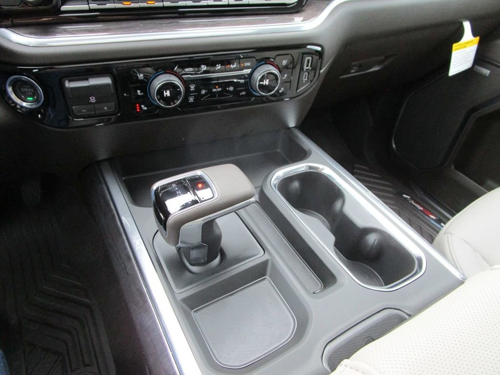 2026 Chevrolet Silverado 1500 LTZ - Photo 43