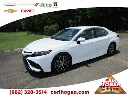 2023 Toyota Camry SE Sedan