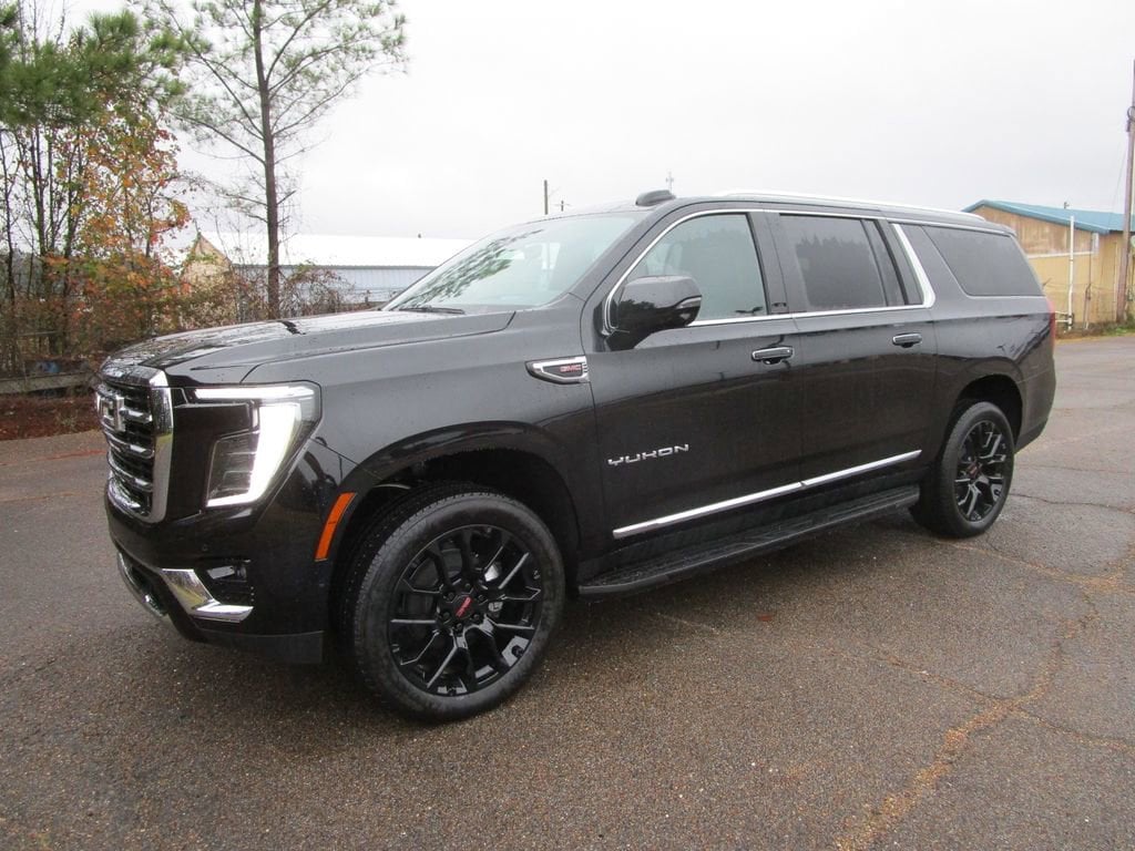 2026 GMC Yukon XL Elevation's photo