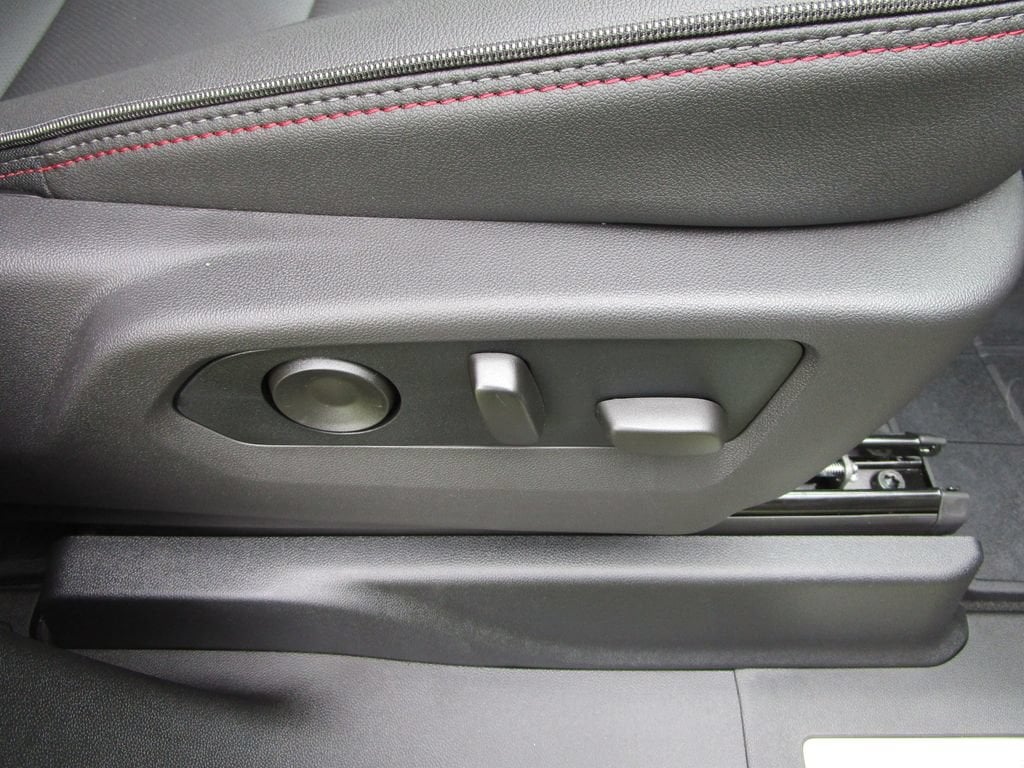 2026 Chevrolet Tahoe RST - Photo 33