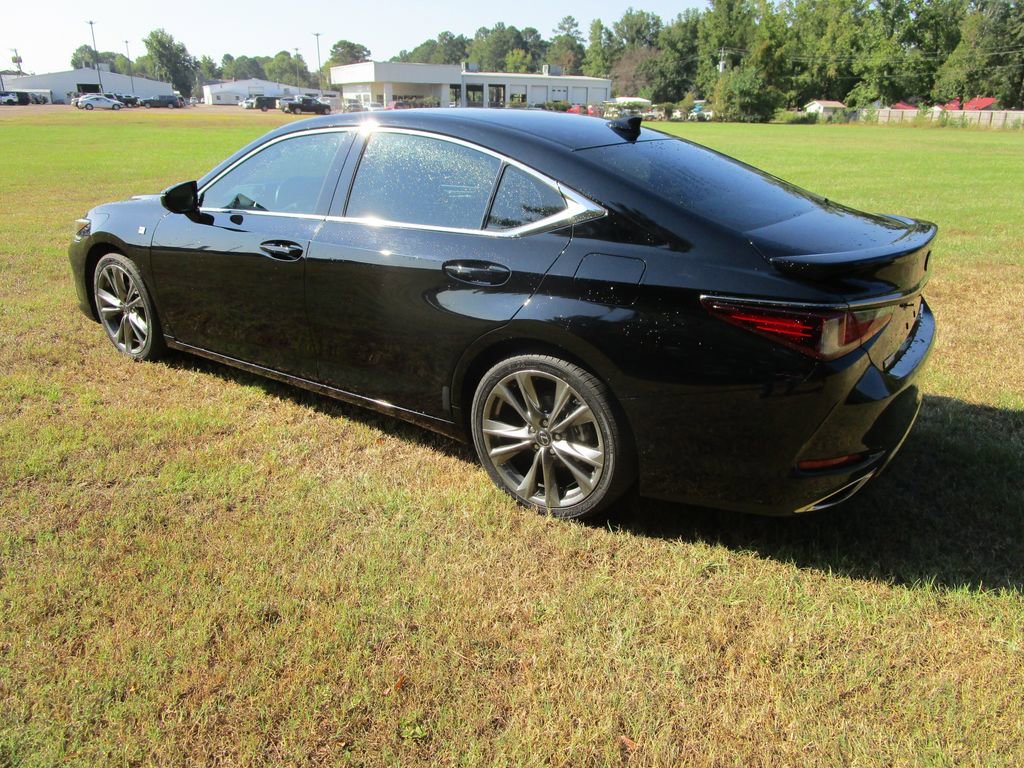 2020 Lexus ES 350 F SPORT photo 3
