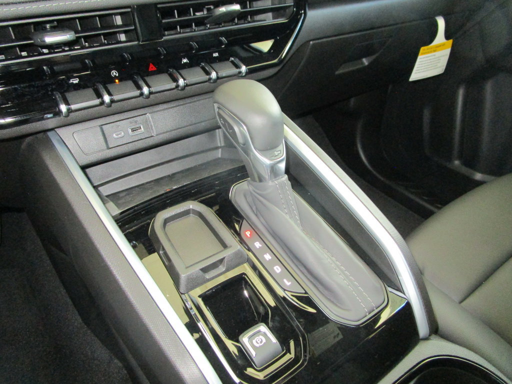 2026 Chevrolet Colorado LT - Photo 35