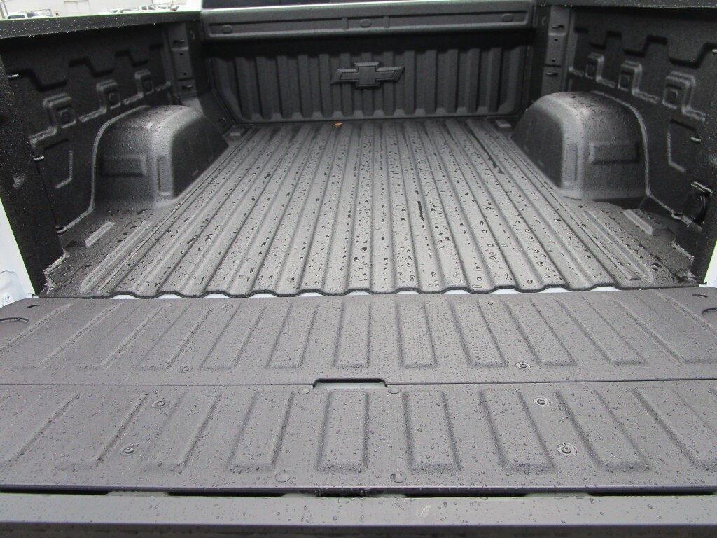 2026 Chevrolet Silverado 1500 LTZ - Photo 15