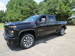 2025 Chevrolet Silverado 2500 HD Custom Truck