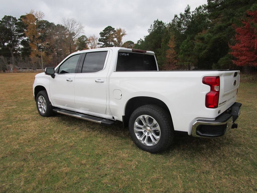 2026 Chevrolet Silverado 1500 LTZ photo 3