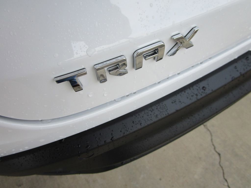 2026 Chevrolet Trax LS - Photo 8