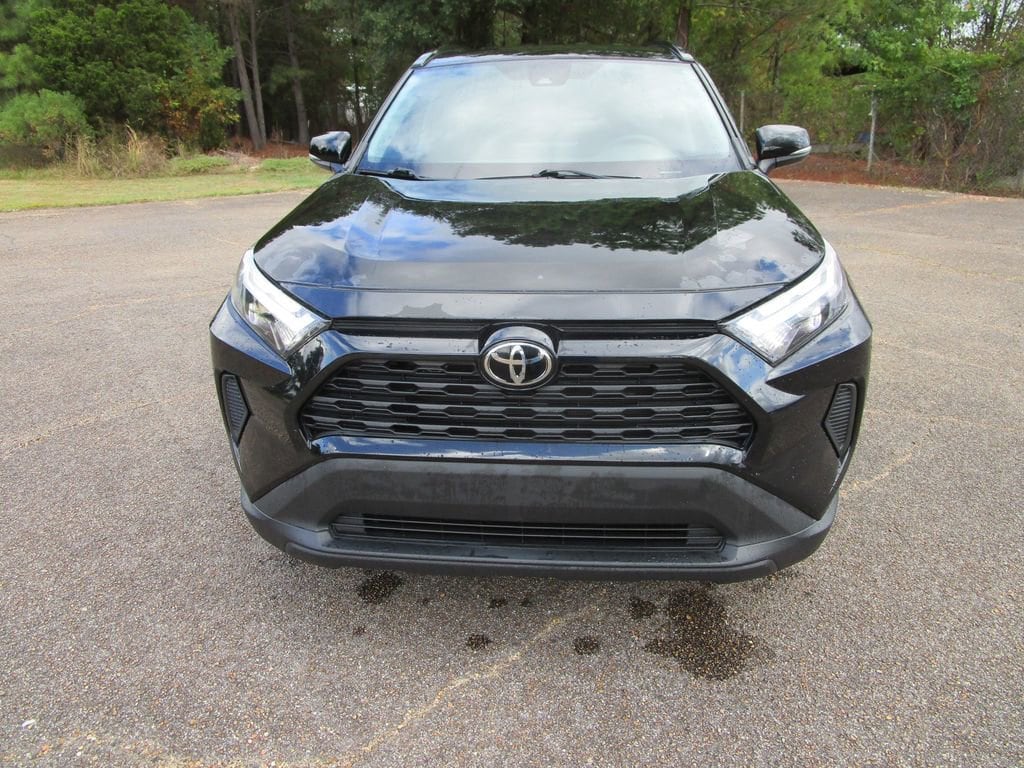 Used 2022 Toyota RAV4 XLE SUV