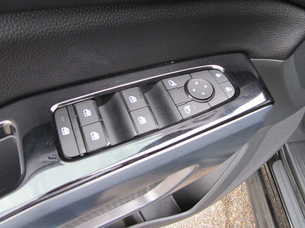 2024 Nissan Pathfinder SL - Photo 20