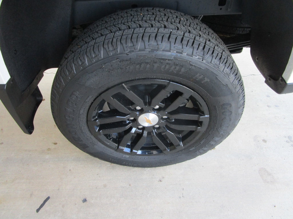 2026 Chevrolet Colorado LT - Photo 11