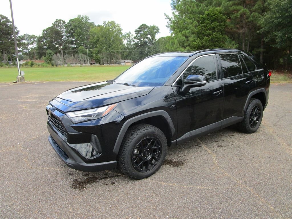 Used 2022 Toyota RAV4 XLE SUV