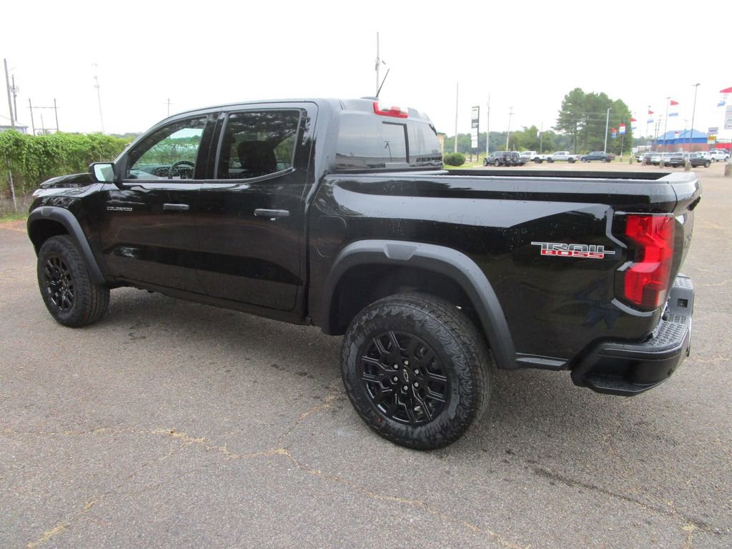 2026 Chevrolet Colorado Trail Boss photo 3