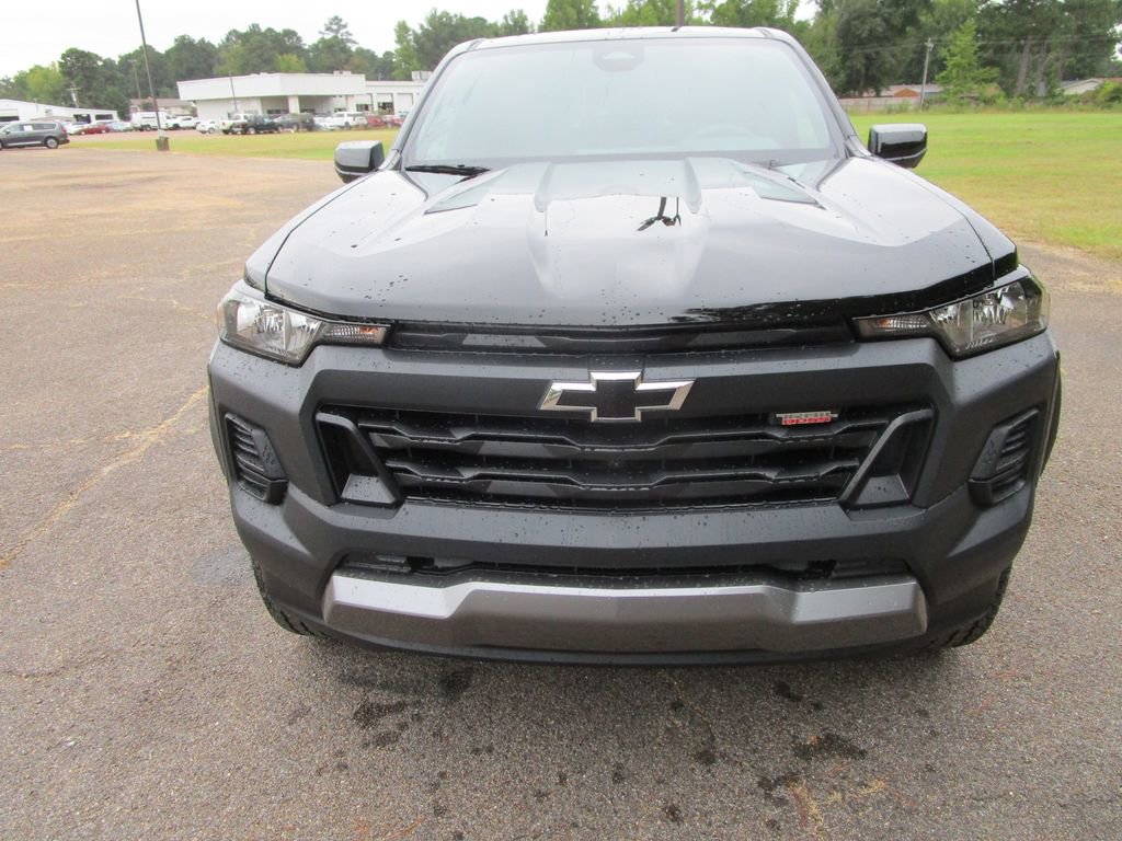 2026 Chevrolet Colorado Trail Boss photo 4