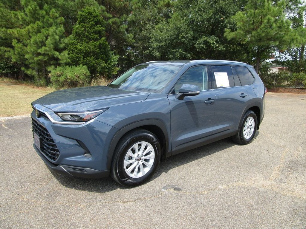Used 2024 Toyota Grand Highlander XLE SUV