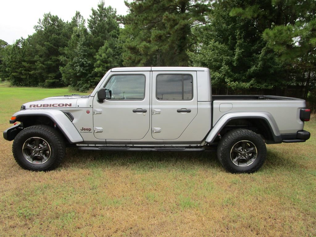 2021 Jeep Gladiator Rubicon photo 2