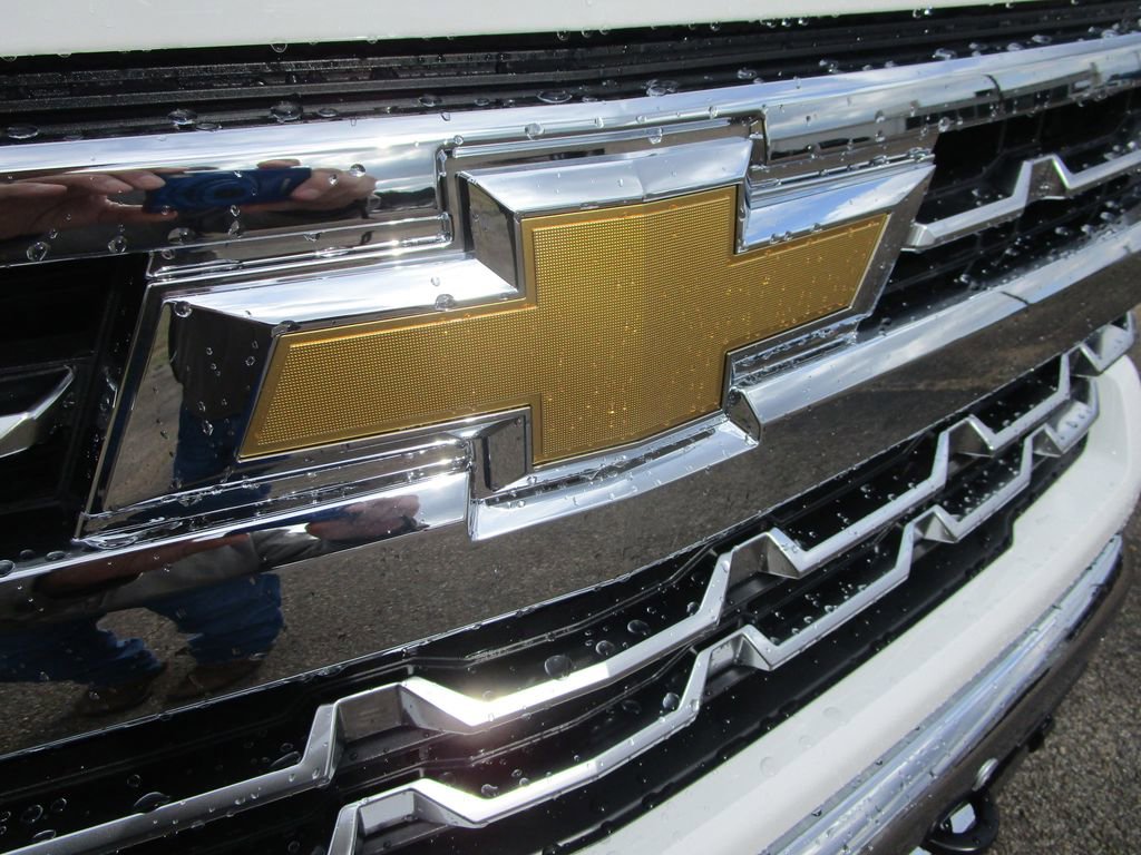 2026 Chevrolet Silverado 1500 LTZ - Photo 22