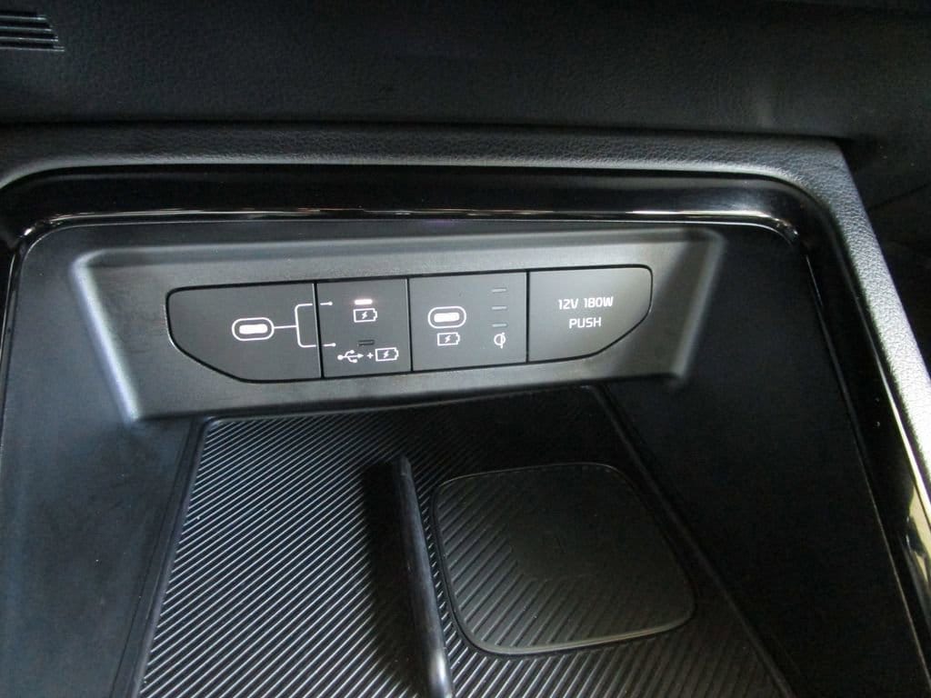 2025 Kia K5 GT-Line - Photo 27