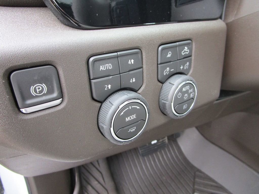 2026 Chevrolet Silverado 1500 LTZ - Photo 38
