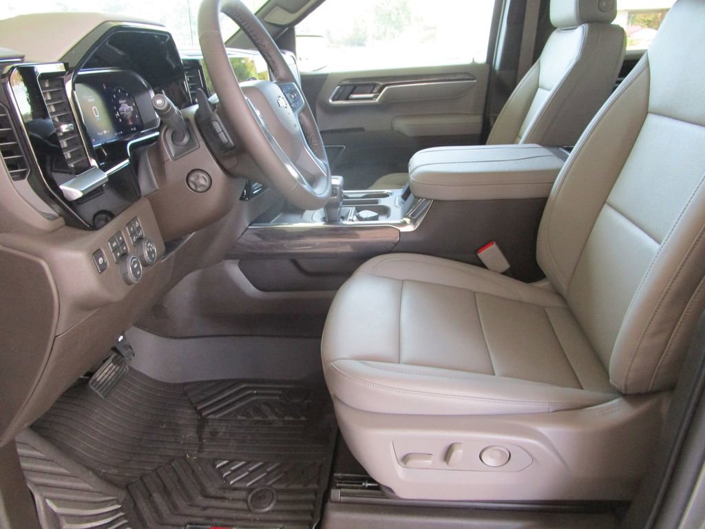 2026 Chevrolet Silverado 1500 LTZ - Photo 29