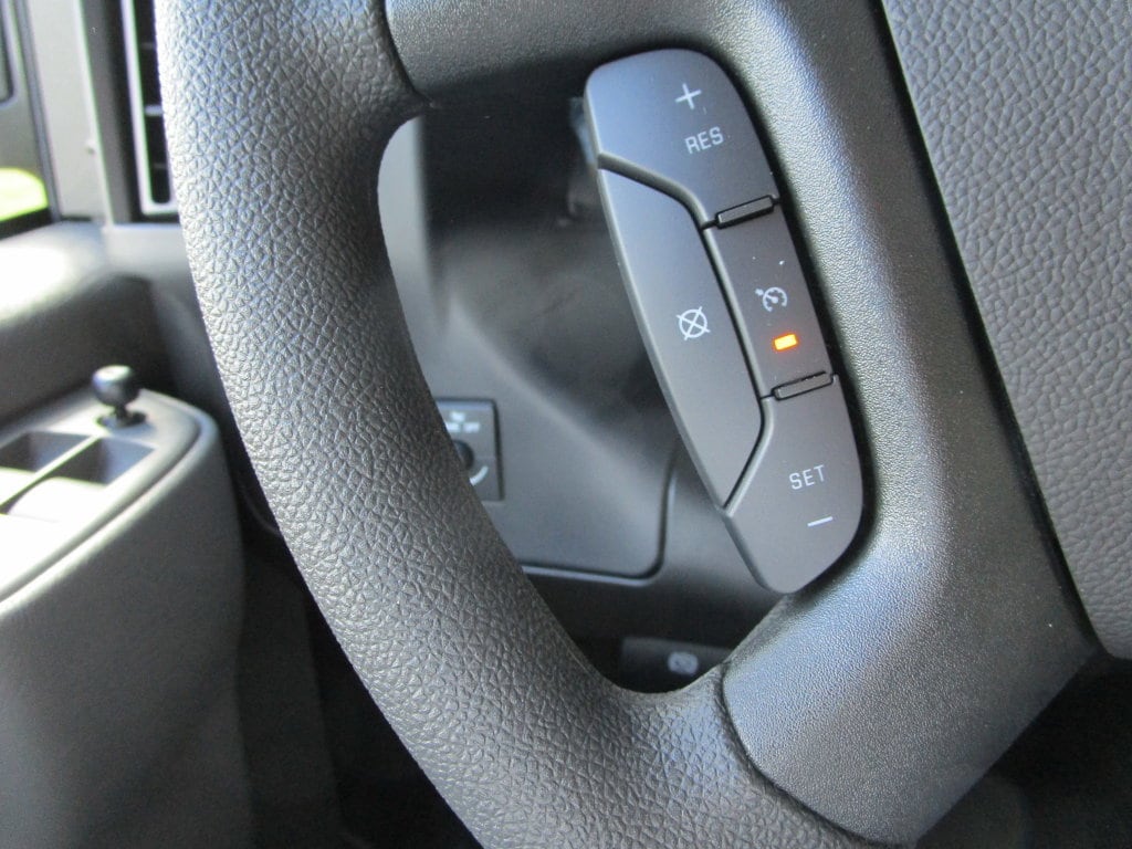 2025 Chevrolet Express Cargo Work Van - Photo 29