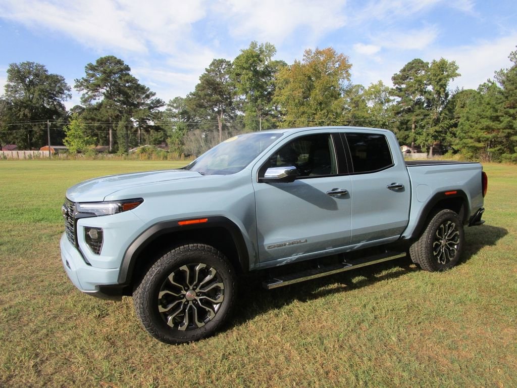 2026 GMC Canyon Denali's photo