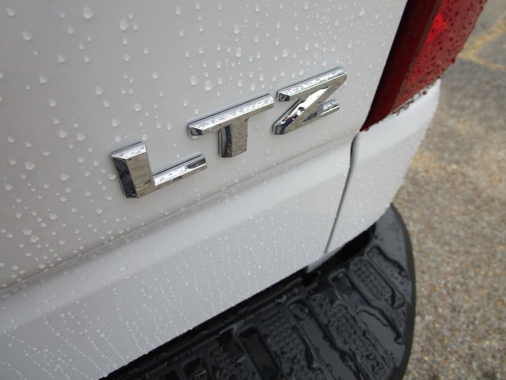 2026 Chevrolet Silverado 1500 LTZ - Photo 13