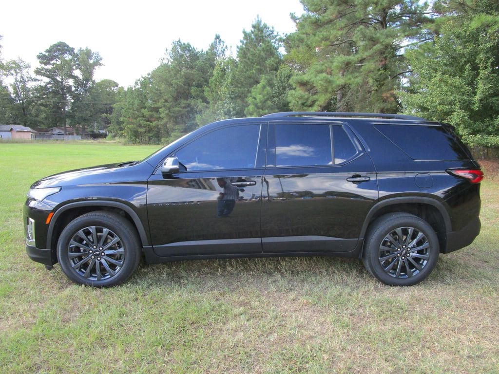 Used 2023 Chevrolet Traverse RS SUV