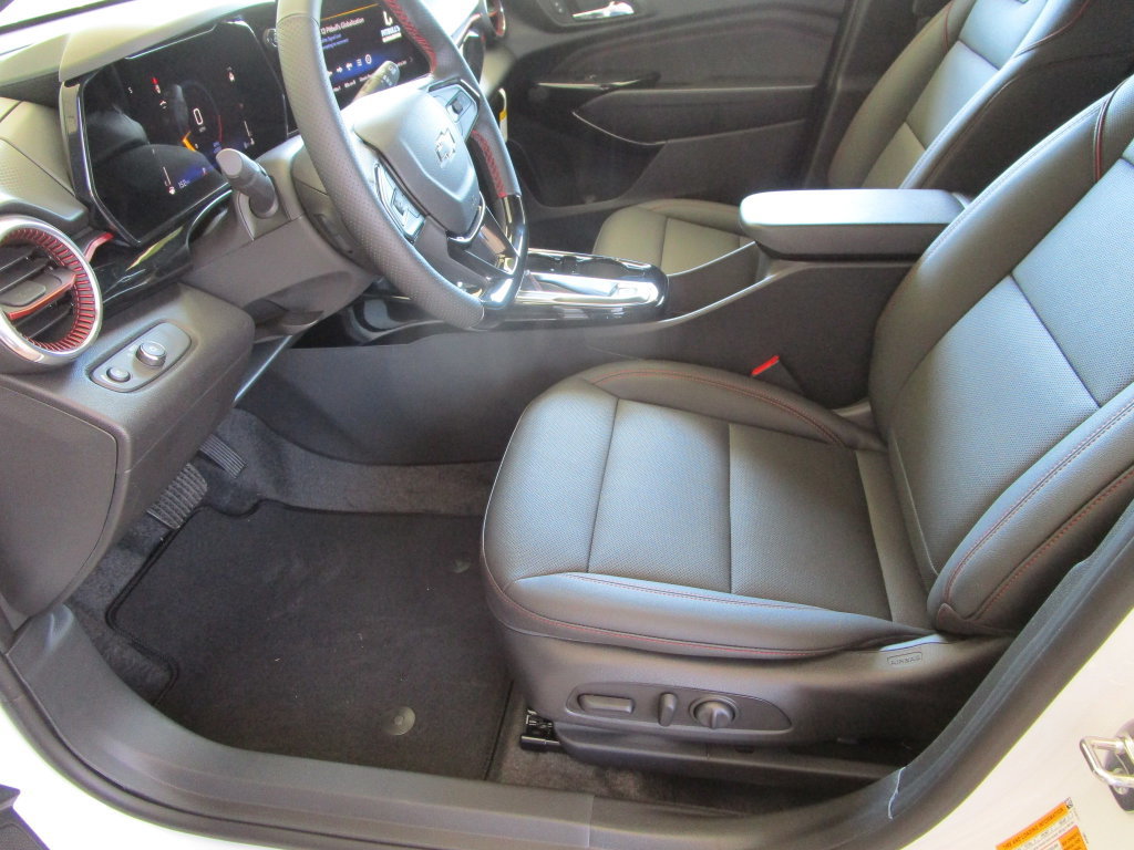 2026 Chevrolet Trax RS - Photo 18