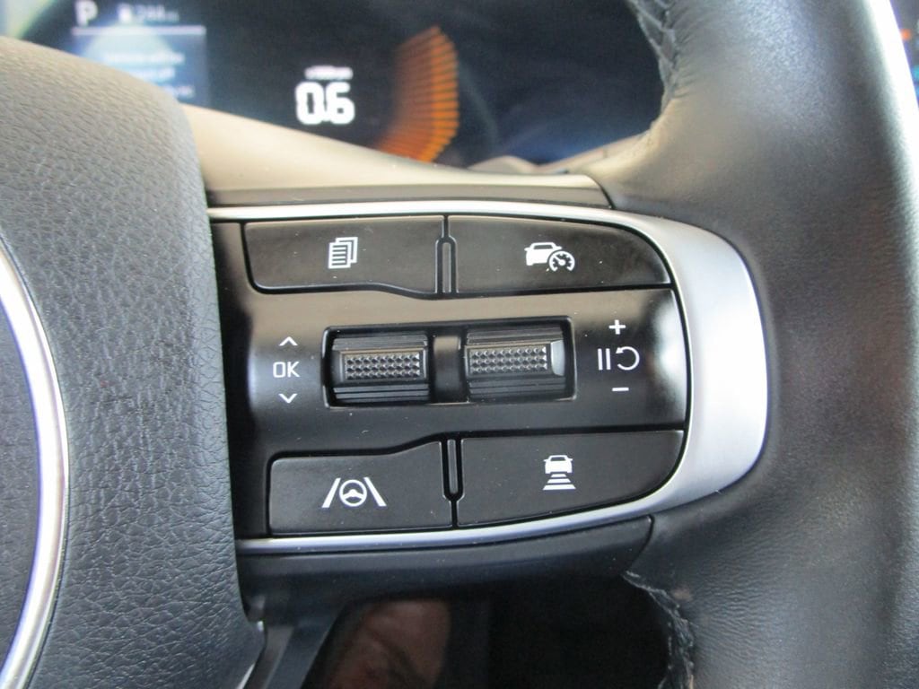 2025 Kia K5 GT-Line - Photo 33