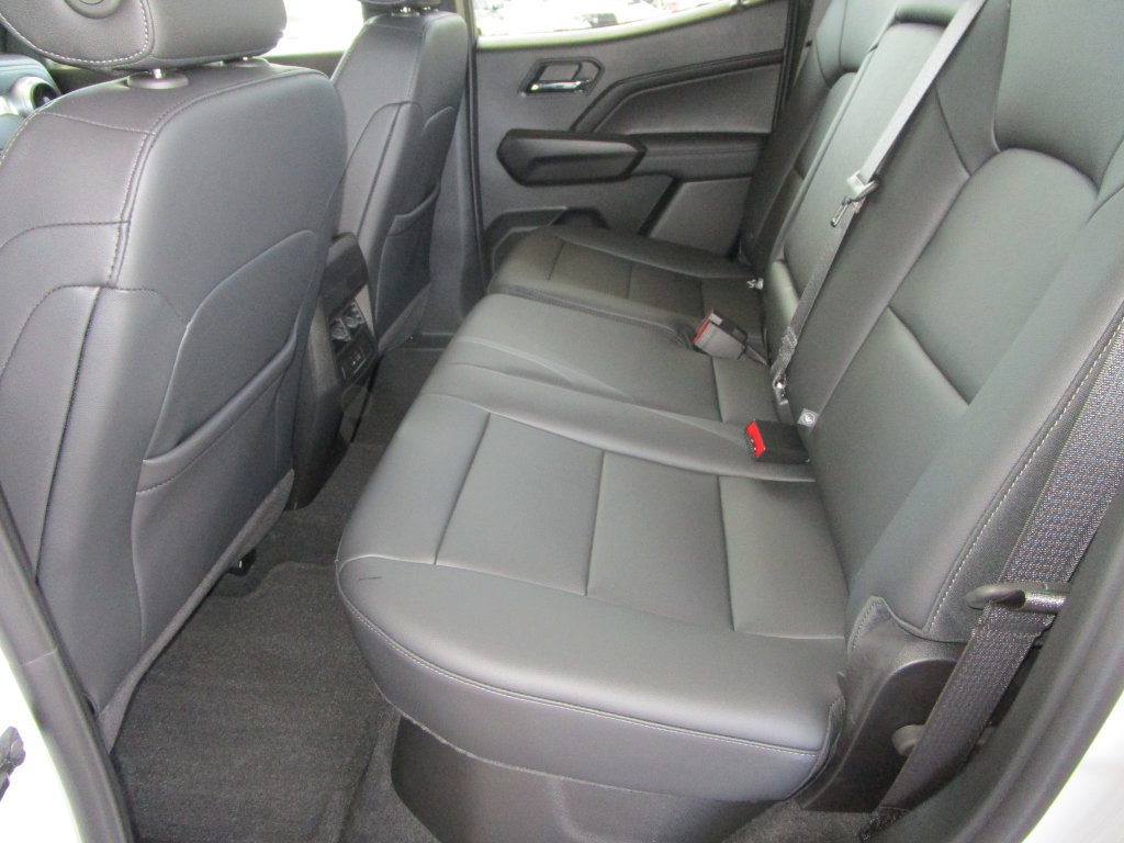 2026 Chevrolet Colorado LT - Photo 18