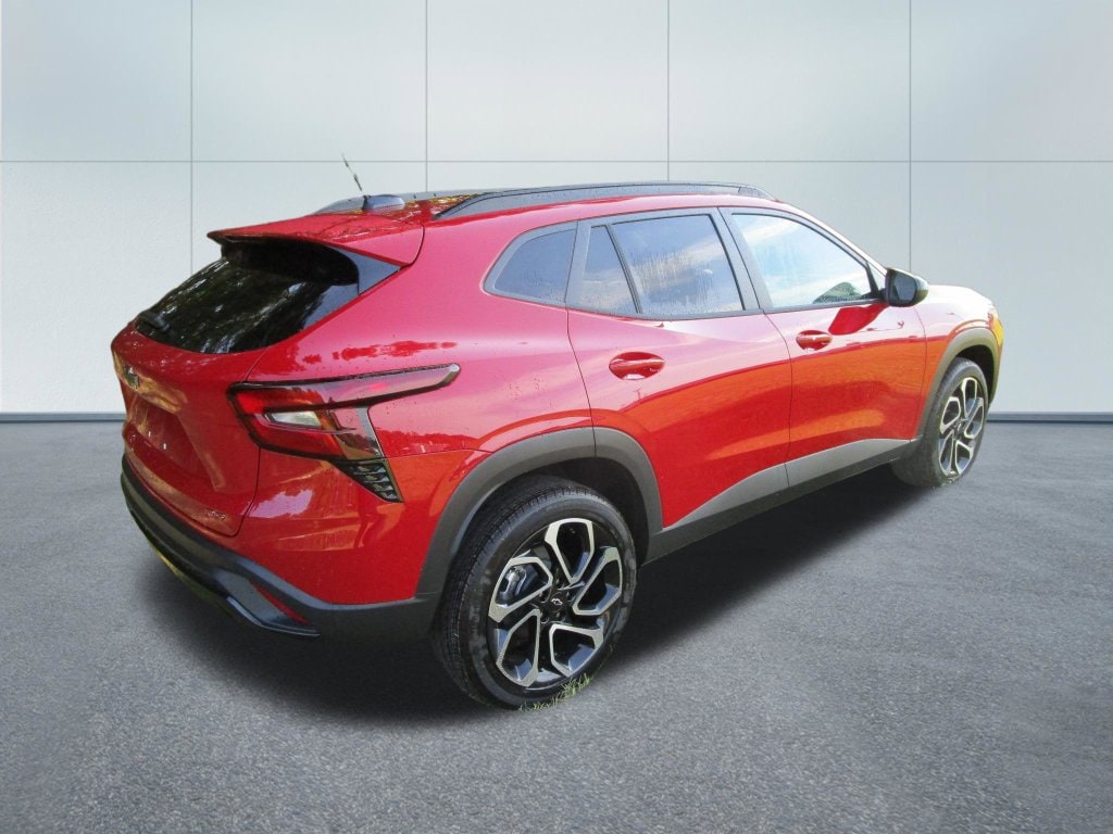 2026 Chevrolet Trax RS - Photo 8