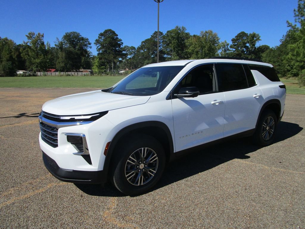 2026 Chevrolet Traverse LT's photo
