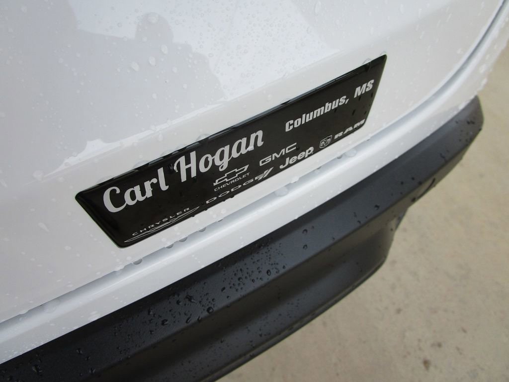 2026 Chevrolet Trax LS - Photo 9