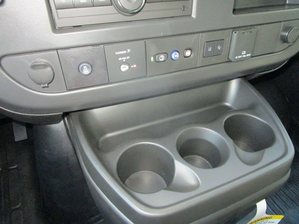 2025 Chevrolet Express Cargo Work Van - Photo 32