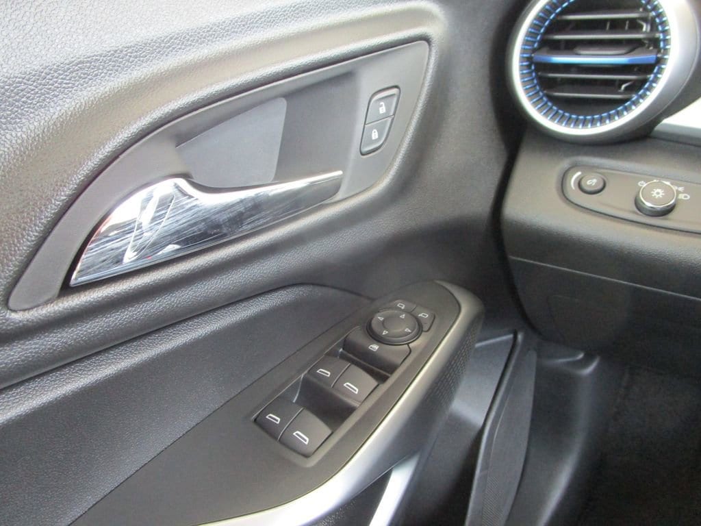 2026 Chevrolet Trax LS - Photo 19