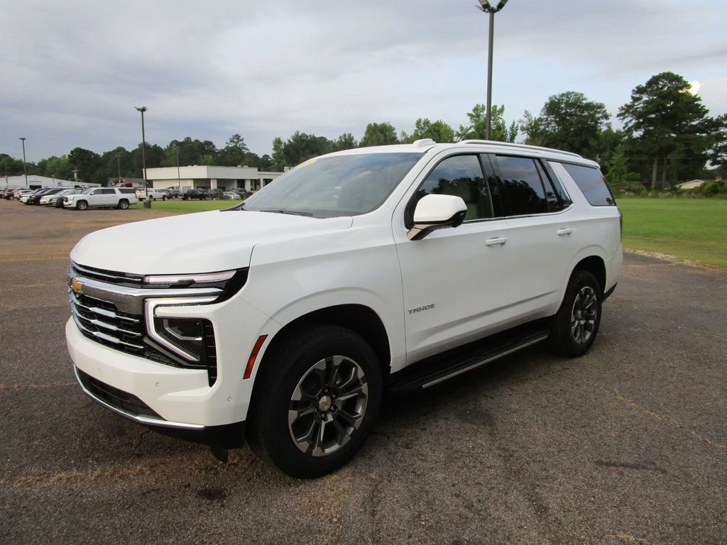 2025 Chevrolet Tahoe LT's photo