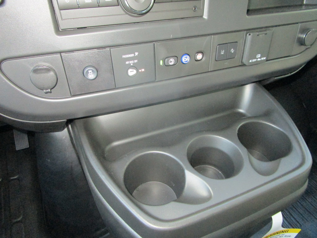 2025 Chevrolet Express Cargo Work Van - Photo 34