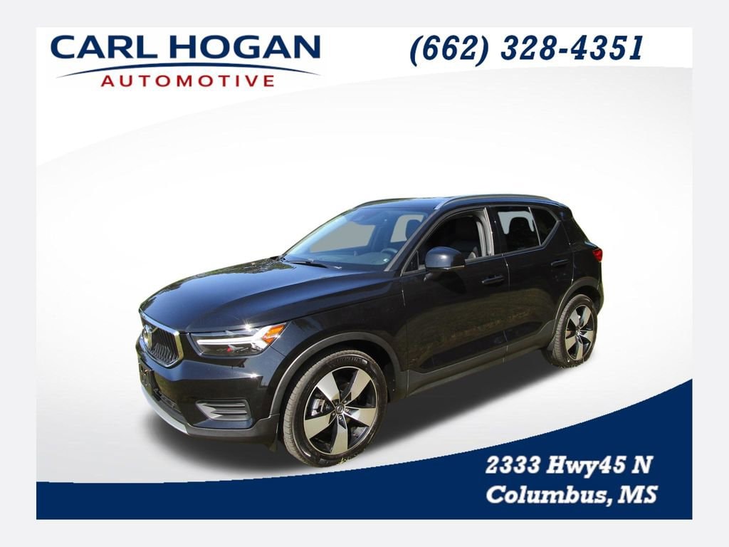 2022 Volvo XC40 T5 Momentum AWD's photo