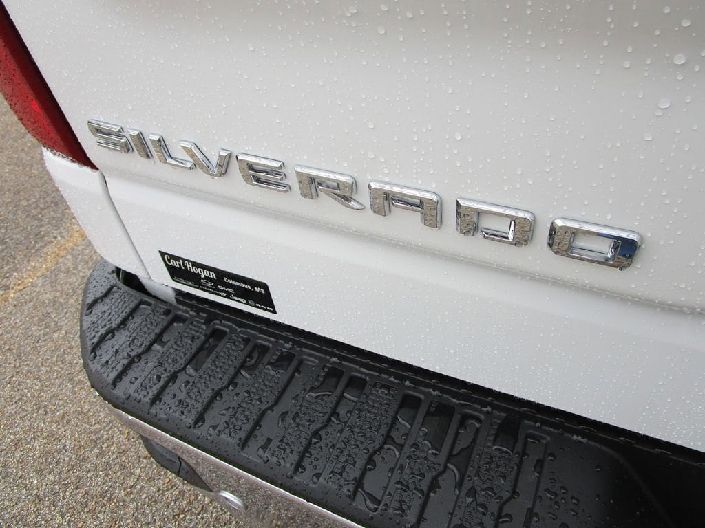 2026 Chevrolet Silverado 1500 LTZ - Photo 12