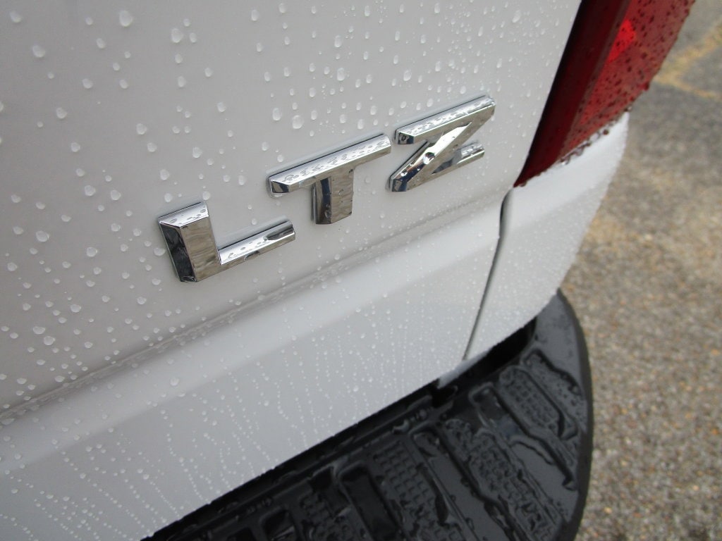 2026 Chevrolet Silverado 1500 LTZ - Photo 12