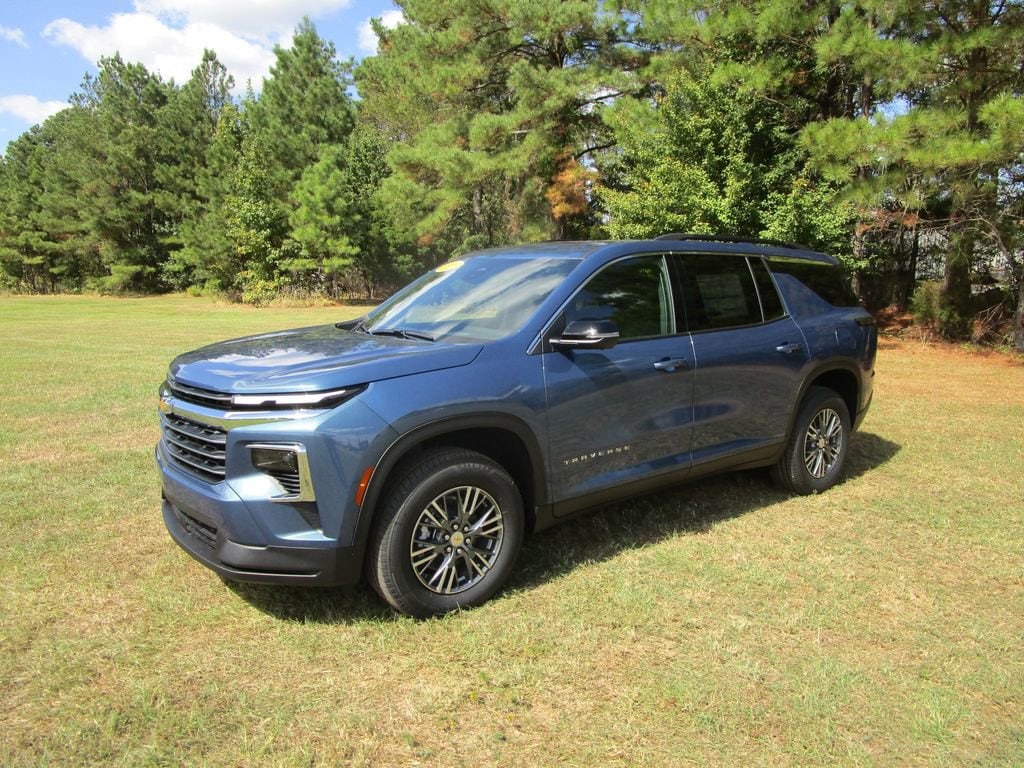 New 2026 Chevrolet Traverse LT SUV