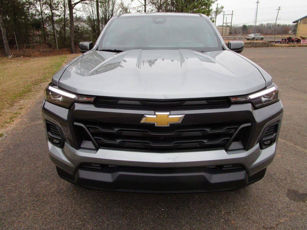 2025 Chevrolet Colorado LT photo 4