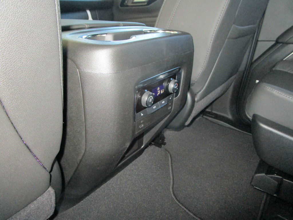 2026 Chevrolet Tahoe Z71 - Photo 19