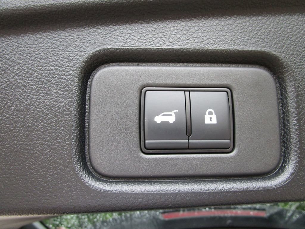 2024 Nissan Pathfinder SL - Photo 12